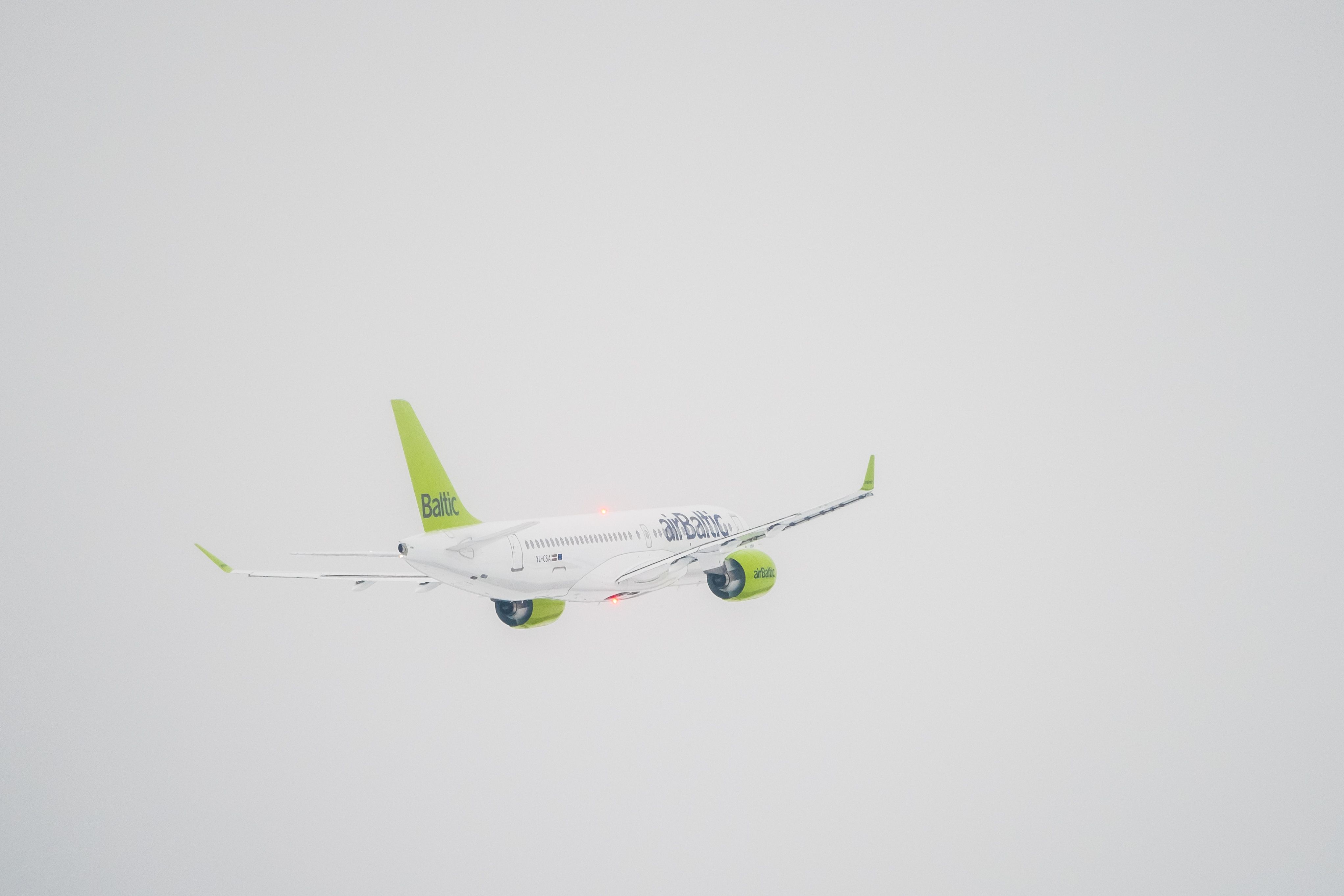 AirBaltic CS300 Bombardier YL-CSA (30527286763)