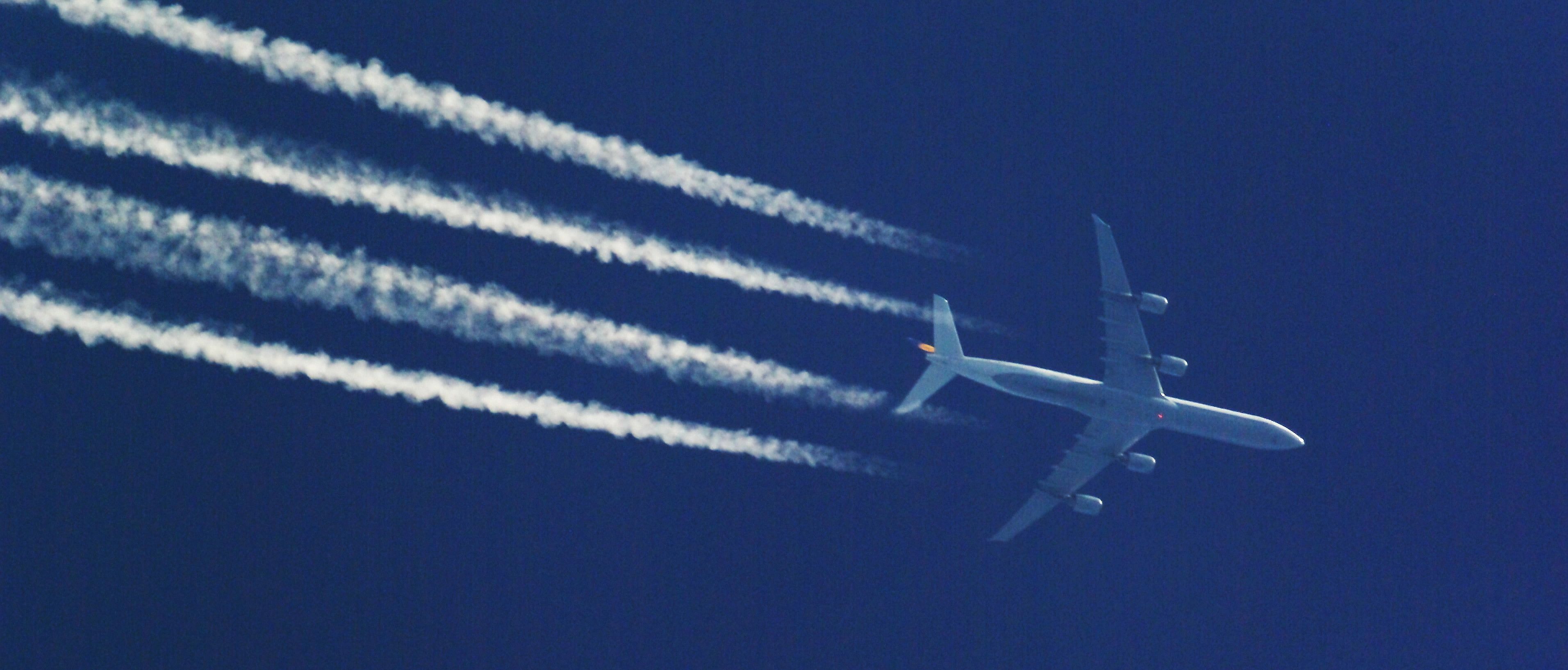 Airbus A340 LH714 D-AIHW from NRT to MUC 2013-07-04 time 16-19 over Warsaw